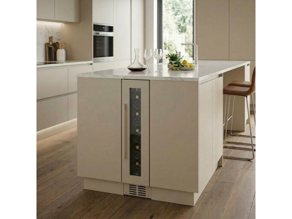 Detail ovládání vinotéky MQuvee Wine Cave 700 15S